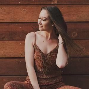 Meet your Posher, April